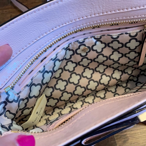 Kate Spade Pale Pink Bow crossbody - Picture 2 of 7